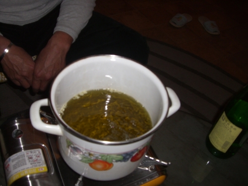 続いてオリーブの収穫！